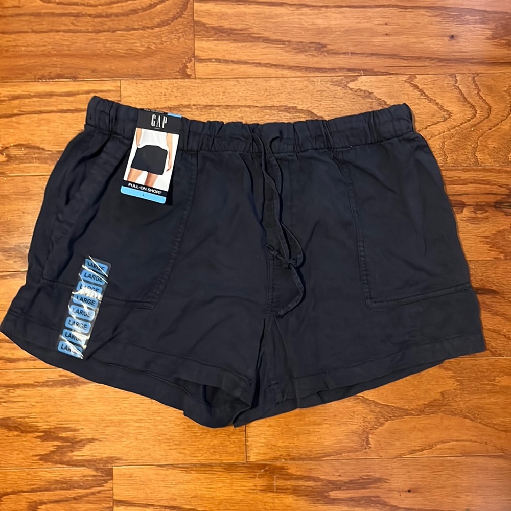 NWT Gap Linen shorts - Navy